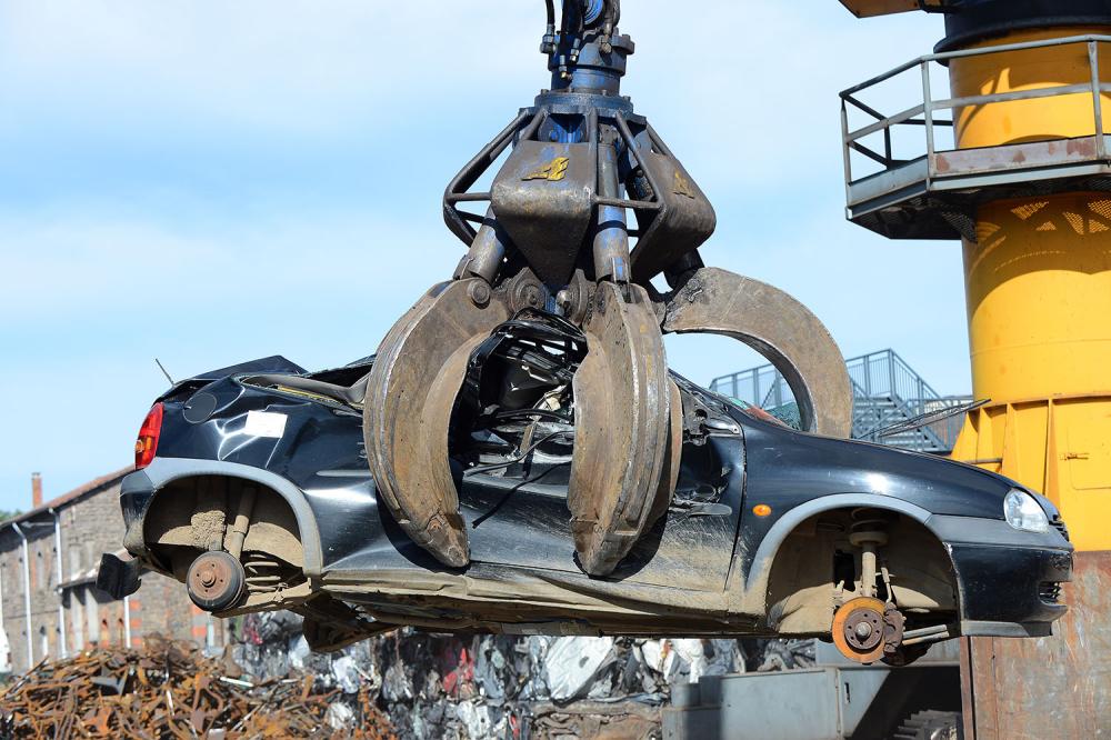 destruction-de-voiture-casse-auto